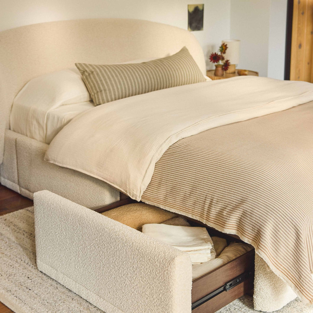Lunaro Bed - Stanza EG